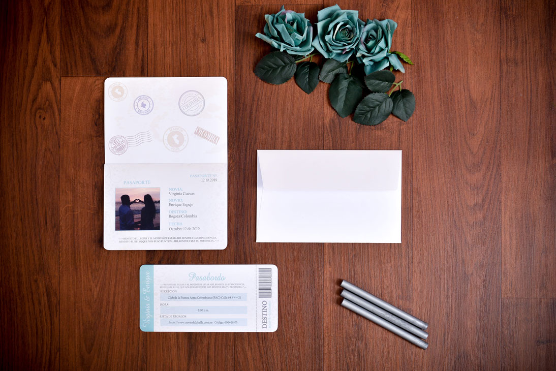 Invitación de matrimonio tipo pasaporte con pasabordo