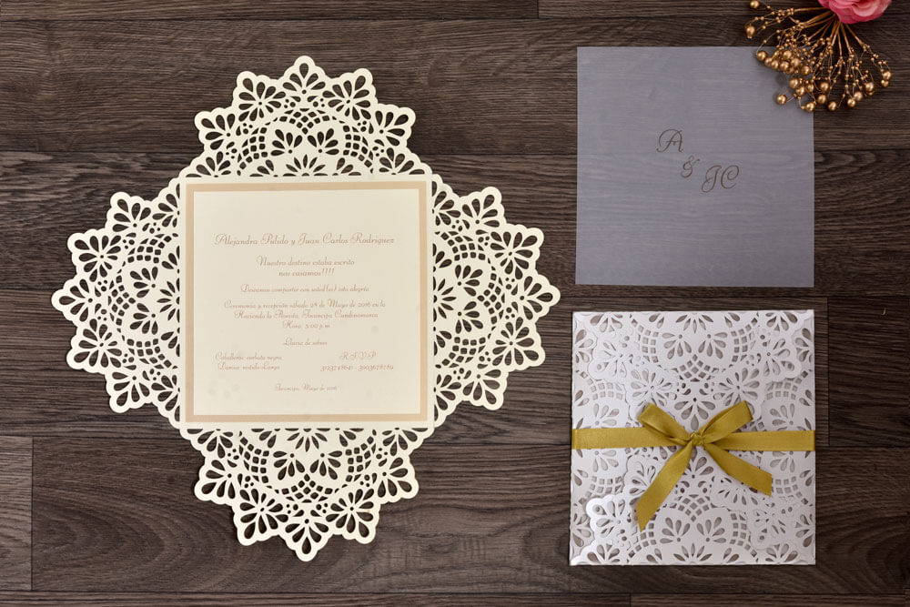 Invitación de matrimonio con monograma moderno personalizado