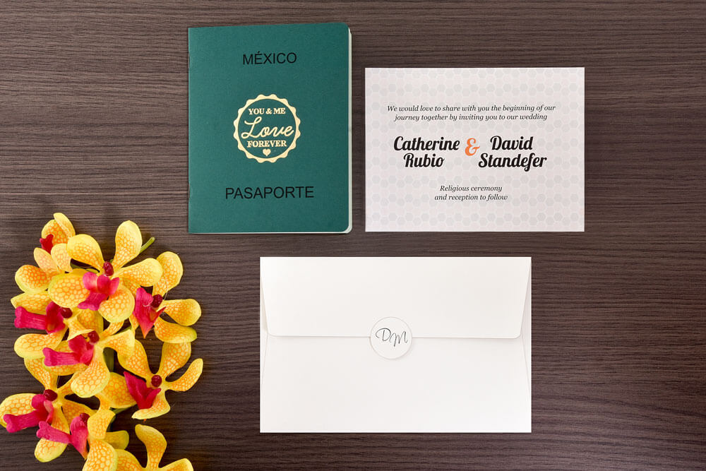 Invitación de matrimonio tipo pasaporte para boda de destino